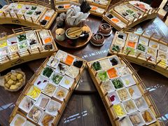 -香麒园·过桥米线·南湖雅宴