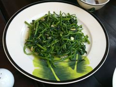 -Hoang Yen Vietnamese Cuisine