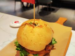 招牌香辣鸡腿堡-必胜客(新辰里酒仙桥店)