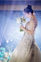 点击看大图 -荷玛高端新娘跟妆团队·彩妆培训
