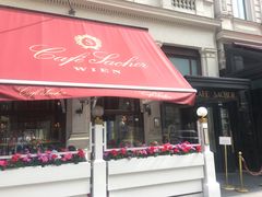 -Cafe Sacher(WIEN)