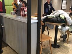 -肯德基(盘龙奥莱店)