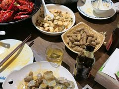-聚汇三少·龙虾·中餐厅(莫邪路新天地店)