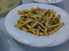 -天乐农家鱼头王(天目湖店)