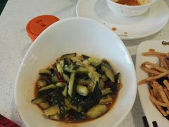 -张大师鸭爪爪特色干锅(南湖店)