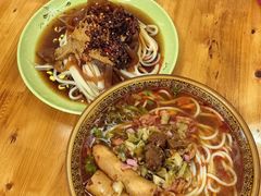 -老鼓楼麻辣烫夹馍