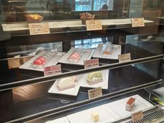 面包甜点陈列柜-麦当劳(北京路广百广场店)