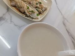 粉肠肠-财记鱼粥·肠粉