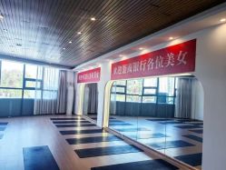 -静穆瑜伽普拉提连锁
