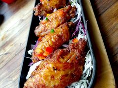 蜜汁鸡翅-新城概念餐厅