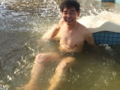 -宁波杭州湾海底温泉