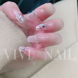 -ViVi薇薇日式＆新中式美睫半永久