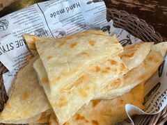 鸡油葱花饼-Local泰莲庭(虹鳟鱼店)