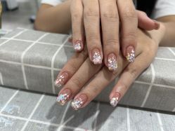 -晨·艺美甲美睫