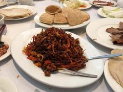 抄牛肉丝-鹿鸣春