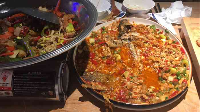 胖妹万州特色烤鱼(渝北店)