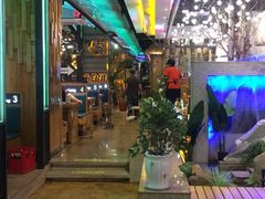 大堂-河坝烧烤串城(金达莱店)