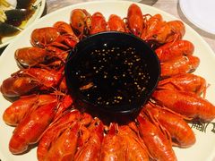 -巴厘龙虾·榜首油焖大虾(音乐学院·沿江酒馆店)
