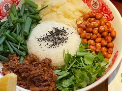 -红东阁东北菜烤肉酒馆(CROSS万象汇店)