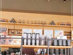 零售区-星巴克臻选(成都环球乐天店)