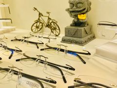 -潘多拉眼镜·蔡司依视路明月(潘家园店)