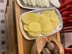 -沙胆彪炭炉牛杂煲(上海日月光广场店)