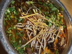 -老五鸡丝豆花面粉(瑞金北路68号院店)