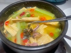 -荷塘秋月·本帮江浙菜(国权路店)