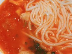 -渝是乎酸菜鱼·川渝小炒(新世界百货望京店)