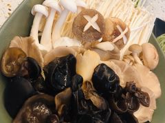 -椰子营·椰子鸡火锅(万象里店)