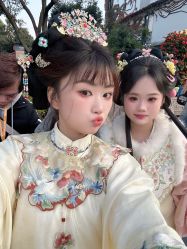 -一揽芳华汉服旗袍体验馆(拙政园店)