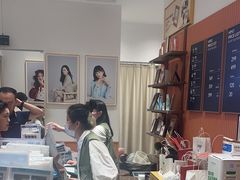 -海马体照相馆(万菱汇店)