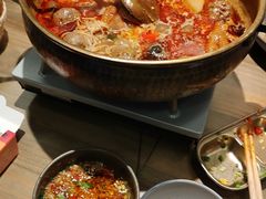 -毛肚向右·川渝毛肚王(经开永旺店)