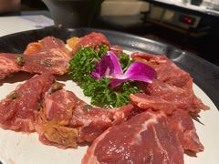 -三不牛腩(宾虹路店)