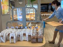 面包甜点陈列柜-好利来(二纬路店)