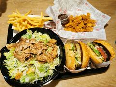 -The Habit Burger Grill 哈比特汉堡(复兴soho店)