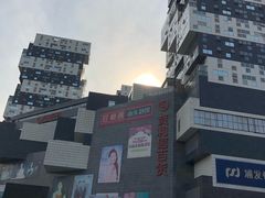 -资和信百货商场