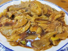 红烧牛窝骨-聚发号清真菜馆