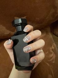 -丫丫NAIL日式自助美甲美睫沙龙