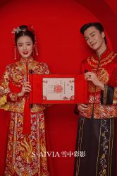 -雪中彩影婚纱摄影·微光艺术中心