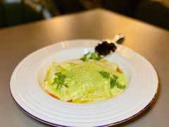 菠菜芝士意大利雲吞伴蕃茄芝士汁-Oasis Bar & Grill