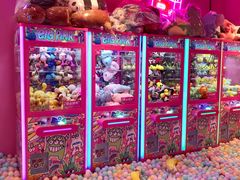 -BIG PINK大粉娃娃机主题馆(圆融星座店)
