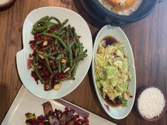 -阿瓦山寨·湘菜现炒·剁椒鱼头王(咸阳总店)
