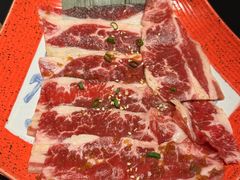 -山川小町·极番烧肉(新地假日广场店)
