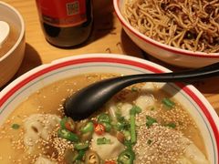 -八二小区抄手(龙湖上城天街店)