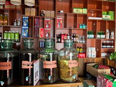 -果松木炭酸菜铜火锅·外婆参鸡汤