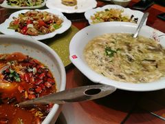 -老胶东家常菜馆(市场一路店)