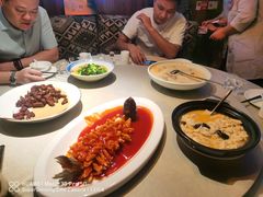 -外婆私房菜(新亚百货店)