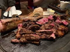 -恰餐厅及酒吧 CHAR Bar & Grill (北京丽都皇冠假日店)