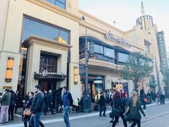 -The Cheesecake Factory(baldwin avenue)